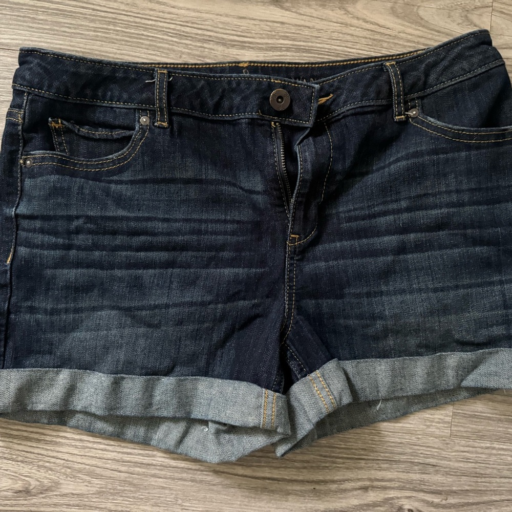 Simply Vera Vera Wang Blue Jean Shorts with Cuffed Hem
